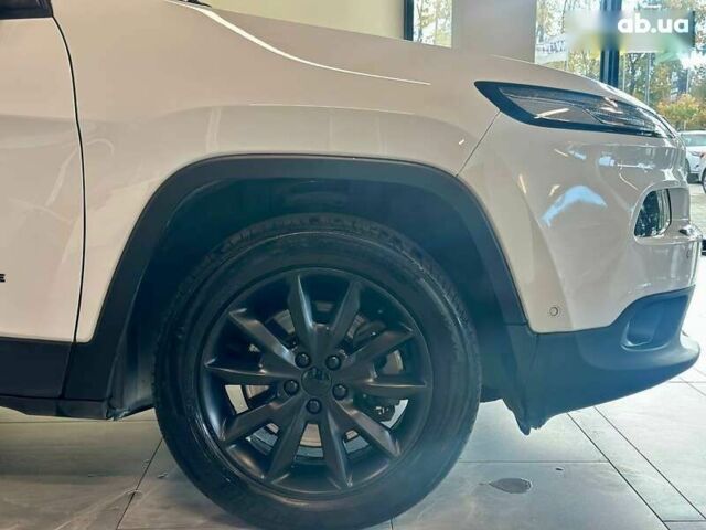 Джип Чероки, объемом двигателя 2.2 л и пробегом 127 тыс. км за 17900 $, фото 6 на Automoto.ua