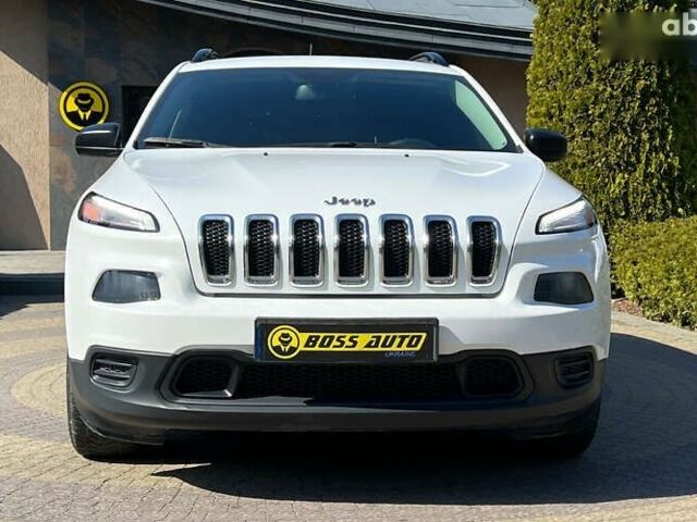 Джип Cherokee, об'ємом двигуна 0 л та пробігом 155 тис. км за 14200 $, фото 1 на Automoto.ua