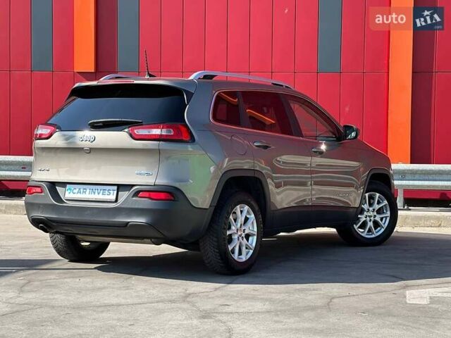 Джип Чероки, объемом двигателя 2.4 л и пробегом 180 тыс. км за 12500 $, фото 11 на Automoto.ua
