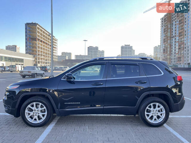 Джип Cherokee, об'ємом двигуна 2.36 л та пробігом 120 тис. км за 14000 $, фото 3 на Automoto.ua