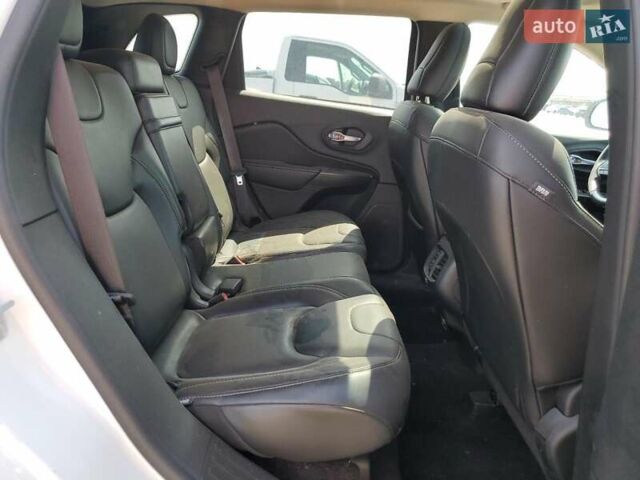 Джип Чероки, объемом двигателя 2.36 л и пробегом 71 тыс. км за 1500 $, фото 9 на Automoto.ua