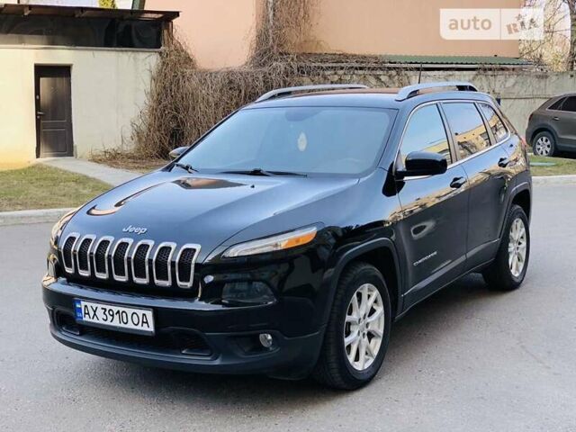 Джип Cherokee, об'ємом двигуна 2.36 л та пробігом 186 тис. км за 15300 $, фото 1 на Automoto.ua