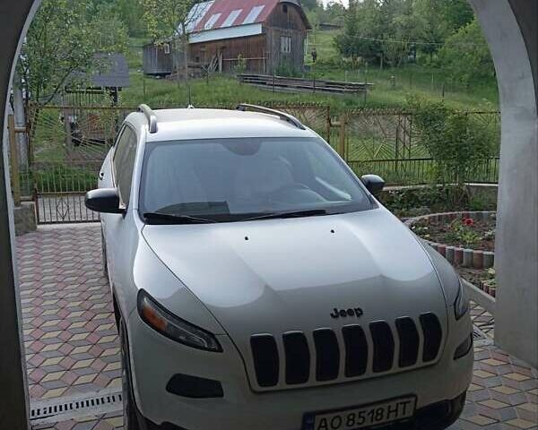 Джип Cherokee, об'ємом двигуна 2.4 л та пробігом 49 тис. км за 16300 $, фото 11 на Automoto.ua