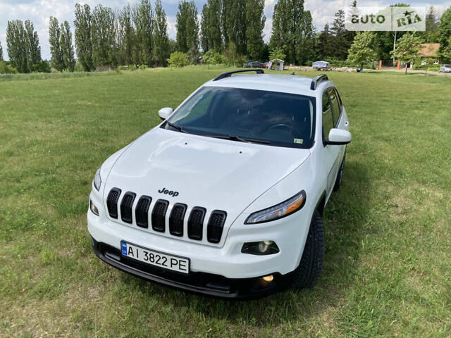 Джип Cherokee, об'ємом двигуна 3.2 л та пробігом 141 тис. км за 16500 $, фото 18 на Automoto.ua