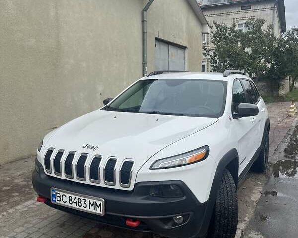 Джип Чероки, объемом двигателя 3.2 л и пробегом 70 тыс. км за 17400 $, фото 2 на Automoto.ua