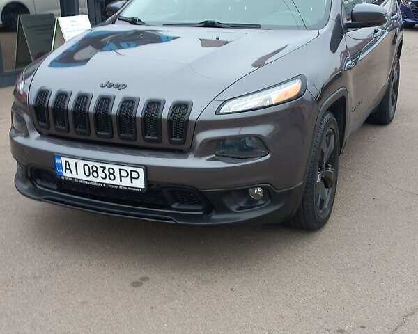 Джип Чероки, объемом двигателя 2.4 л и пробегом 145 тыс. км за 15200 $, фото 1 на Automoto.ua