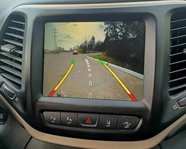 Джип Чероки, объемом двигателя 3.24 л и пробегом 80 тыс. км за 16600 $, фото 12 на Automoto.ua
