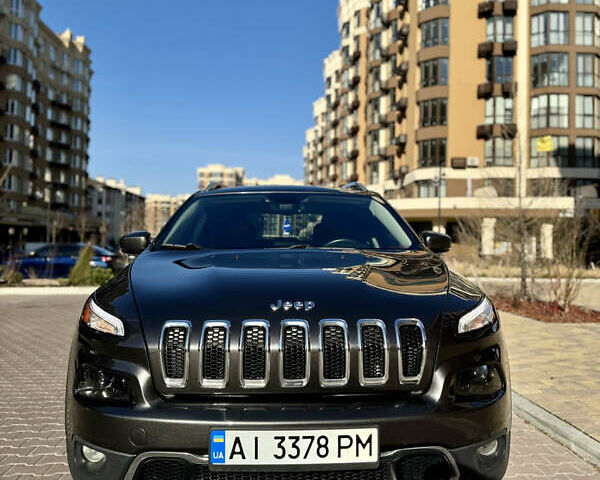 Джип Cherokee, об'ємом двигуна 3.24 л та пробігом 124 тис. км за 19400 $, фото 13 на Automoto.ua