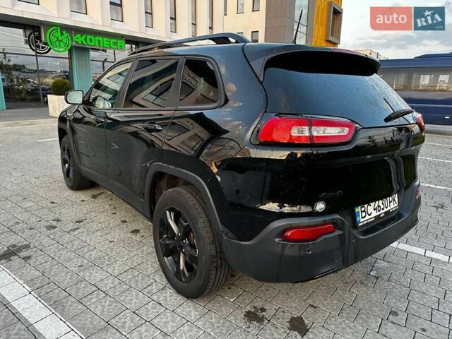 Джип Чероки, объемом двигателя 2.36 л и пробегом 107 тыс. км за 16900 $, фото 7 на Automoto.ua