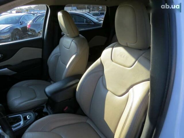 Джип Cherokee, об'ємом двигуна 2.4 л та пробігом 129 тис. км за 14650 $, фото 8 на Automoto.ua