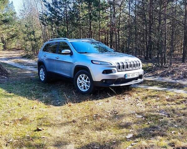 Джип Cherokee, об'ємом двигуна 2.36 л та пробігом 61 тис. км за 14399 $, фото 1 на Automoto.ua