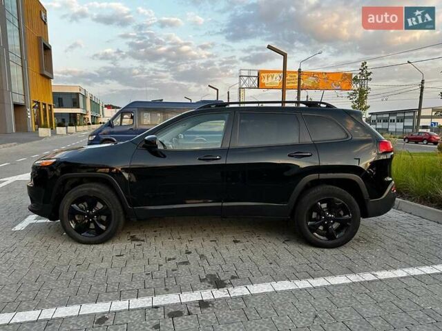 Джип Чероки, объемом двигателя 2.36 л и пробегом 107 тыс. км за 16900 $, фото 6 на Automoto.ua