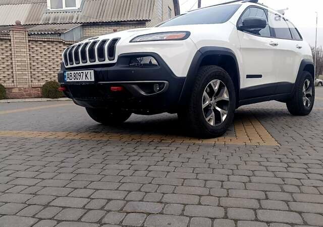 Джип Cherokee, об'ємом двигуна 3.2 л та пробігом 89 тис. км за 18600 $, фото 4 на Automoto.ua