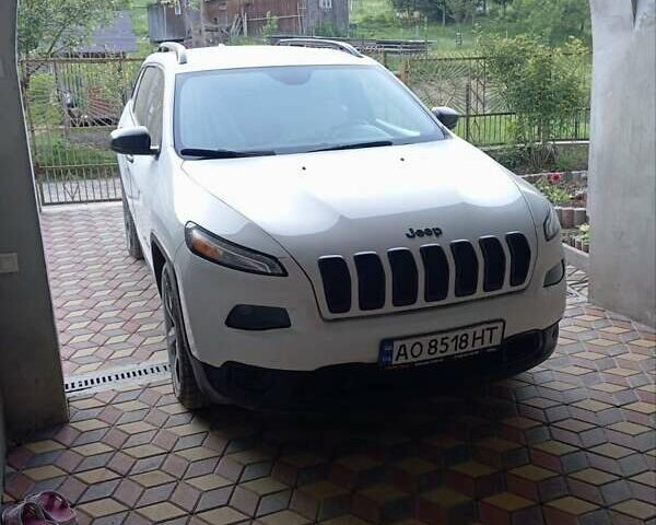 Джип Cherokee, об'ємом двигуна 2.4 л та пробігом 49 тис. км за 16300 $, фото 15 на Automoto.ua