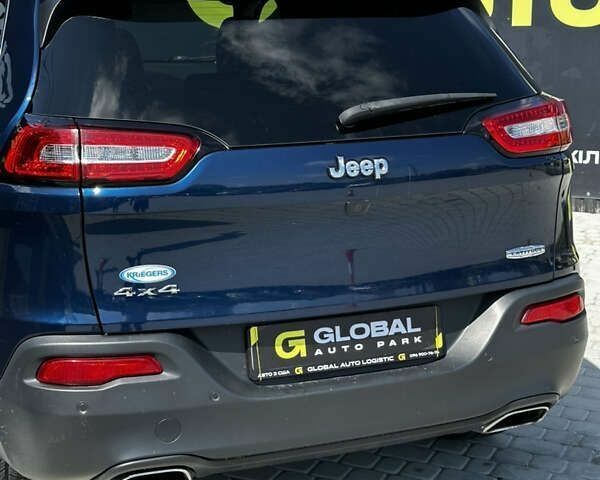 Джип Cherokee, об'ємом двигуна 3.2 л та пробігом 93 тис. км за 15500 $, фото 24 на Automoto.ua