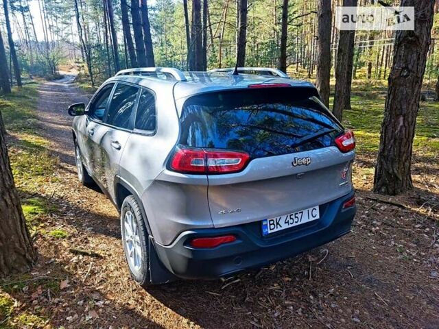 Джип Cherokee, об'ємом двигуна 2.36 л та пробігом 61 тис. км за 14399 $, фото 4 на Automoto.ua