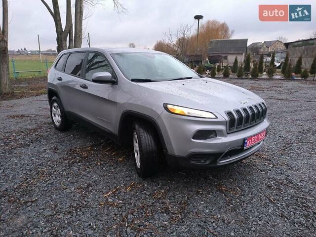 Джип Cherokee, об'ємом двигуна 2.36 л та пробігом 170 тис. км за 11900 $, фото 5 на Automoto.ua