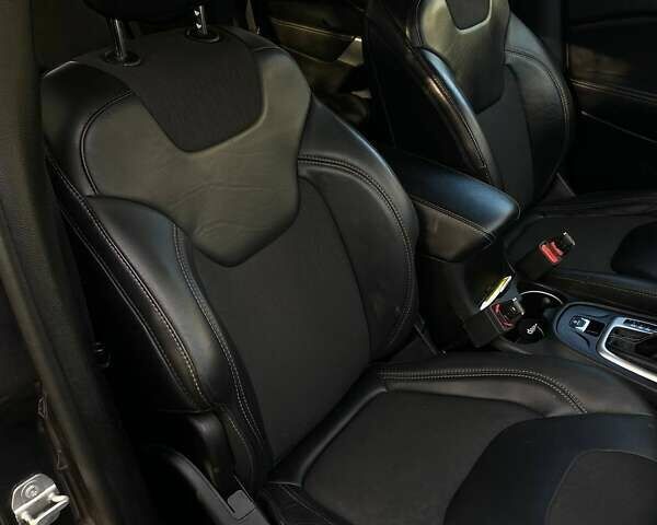Джип Чероки, объемом двигателя 2.36 л и пробегом 85 тыс. км за 15200 $, фото 14 на Automoto.ua