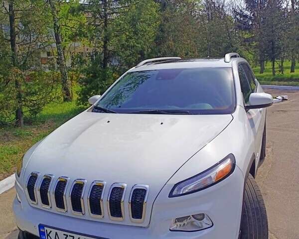 Джип Чероки, объемом двигателя 3.24 л и пробегом 80 тыс. км за 16600 $, фото 1 на Automoto.ua