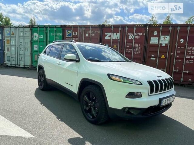 Джип Cherokee, об'ємом двигуна 3.24 л та пробігом 93 тис. км за 17700 $, фото 6 на Automoto.ua