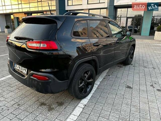 Джип Чероки, объемом двигателя 2.36 л и пробегом 107 тыс. км за 16900 $, фото 9 на Automoto.ua