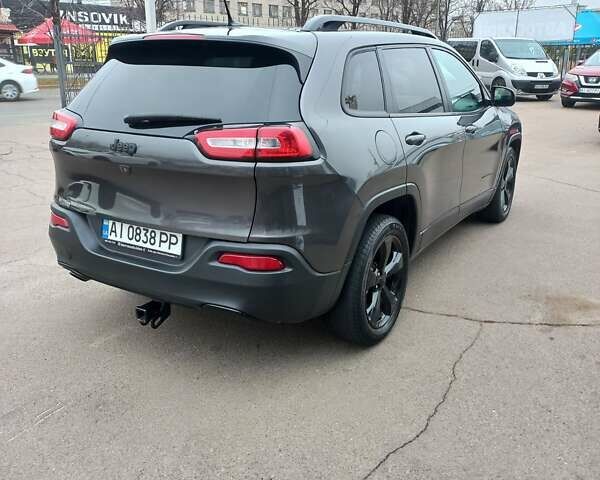 Джип Чероки, объемом двигателя 2.4 л и пробегом 145 тыс. км за 15200 $, фото 5 на Automoto.ua