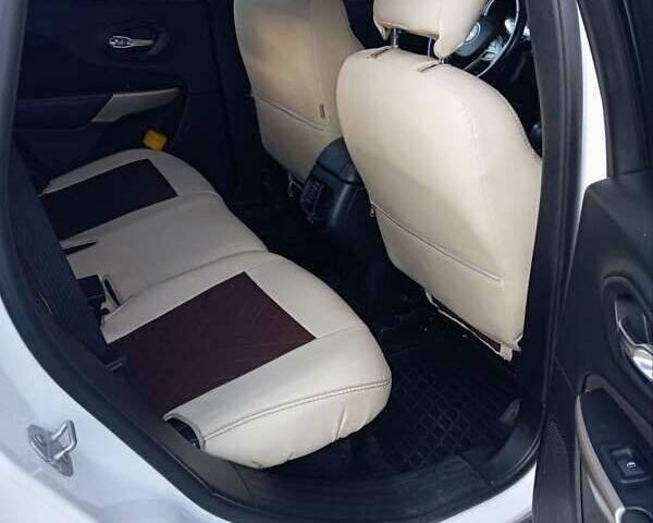 Джип Чероки, объемом двигателя 2.4 л и пробегом 49 тыс. км за 14100 $, фото 4 на Automoto.ua