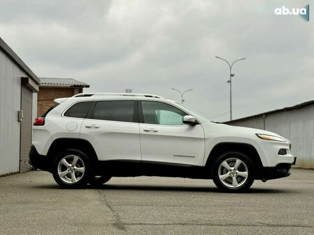 Джип Чероки, объемом двигателя 2.4 л и пробегом 183 тыс. км за 11999 $, фото 5 на Automoto.ua