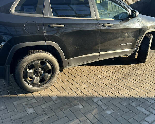 Джип Чероки, объемом двигателя 2.4 л и пробегом 75 тыс. км за 15900 $, фото 8 на Automoto.ua