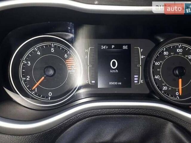 Джип Cherokee 2017 у Києві на Automoto.ua Джип Cherokee, об'ємом двигуна 2.4 л та пробігом 179 тис. км за 14900 $, фото 7 на Automoto.ua