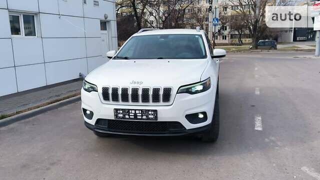 Джип Cherokee, об'ємом двигуна 2.36 л та пробігом 115 тис. км за 18100 $, фото 7 на Automoto.ua