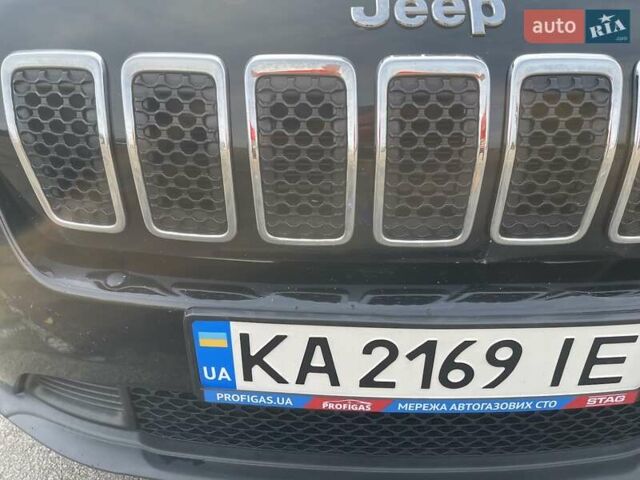 Джип Cherokee, об'ємом двигуна 2.36 л та пробігом 150 тис. км за 16500 $, фото 36 на Automoto.ua