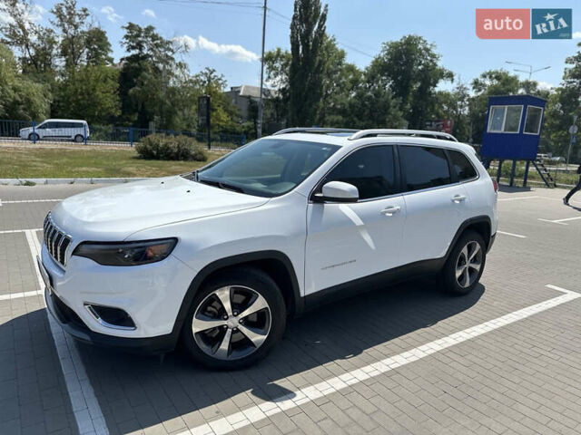 Джип Чероки, объемом двигателя 2.36 л и пробегом 95 тыс. км за 17700 $, фото 3 на Automoto.ua