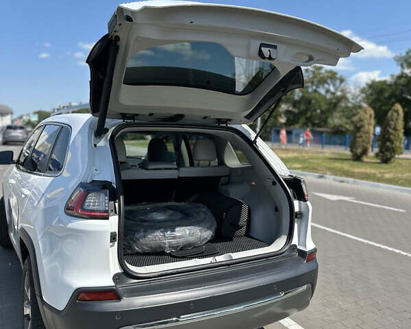 Джип Чероки, объемом двигателя 2.36 л и пробегом 95 тыс. км за 17700 $, фото 6 на Automoto.ua