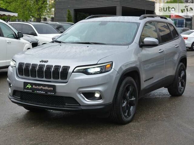 Джип Cherokee, об'ємом двигуна 3.24 л та пробігом 70 тис. км за 18500 $, фото 4 на Automoto.ua