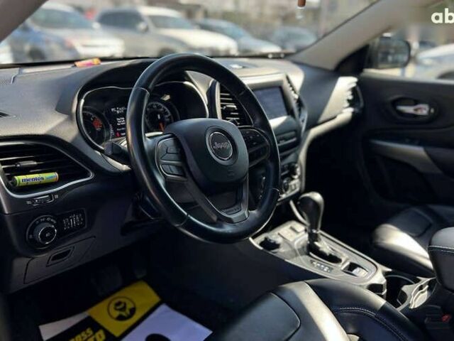 Джип Cherokee, об'ємом двигуна 2.4 л та пробігом 151 тис. км за 18300 $, фото 5 на Automoto.ua