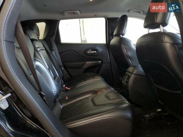 Джип Чероки, объемом двигателя 1.99 л и пробегом 159 тыс. км за 2700 $, фото 10 на Automoto.ua