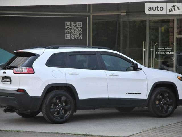 Джип Cherokee, об'ємом двигуна 2.36 л та пробігом 119 тис. км за 19500 $, фото 3 на Automoto.ua