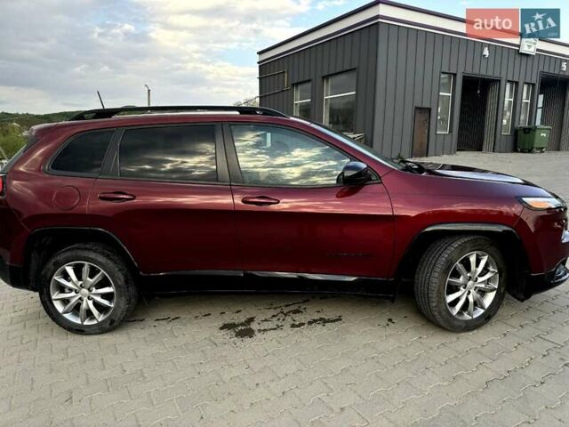 Джип Cherokee, об'ємом двигуна 2.36 л та пробігом 76 тис. км за 13600 $, фото 23 на Automoto.ua