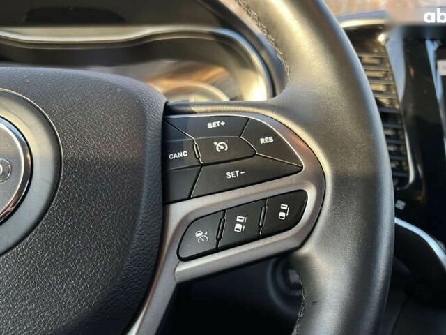 Джип Cherokee, об'ємом двигуна 2 л та пробігом 28 тис. км за 20690 $, фото 15 на Automoto.ua