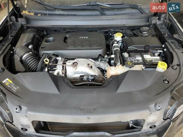 Джип Чероки, объемом двигателя 1.99 л и пробегом 159 тыс. км за 2700 $, фото 11 на Automoto.ua
