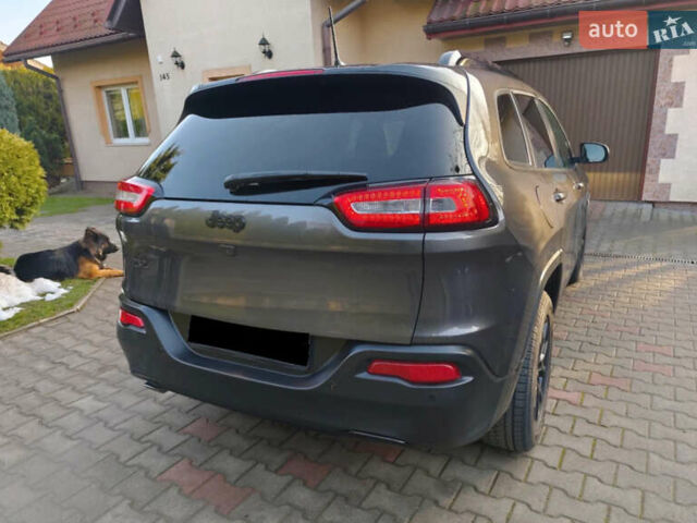 Джип Чероки, объемом двигателя 2.36 л и пробегом 87 тыс. км за 4600 $, фото 8 на Automoto.ua