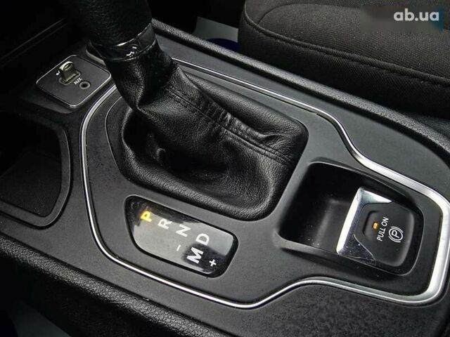 Джип Cherokee, об'ємом двигуна 2.4 л та пробігом 56 тис. км за 14500 $, фото 20 на Automoto.ua