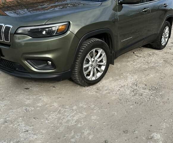 Джип Cherokee, об'ємом двигуна 2.36 л та пробігом 106 тис. км за 16500 $, фото 1 на Automoto.ua