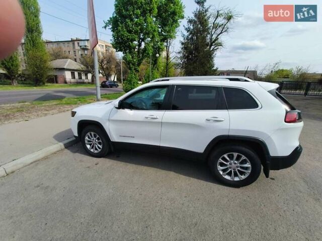 Джип Чероки, объемом двигателя 2.36 л и пробегом 103 тыс. км за 14999 $, фото 1 на Automoto.ua