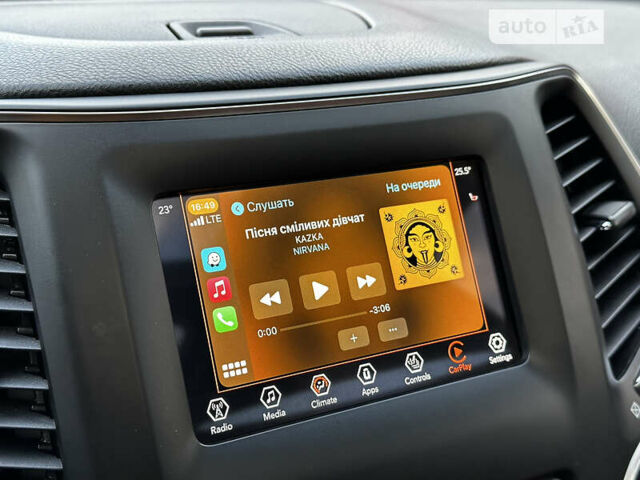 Джип Cherokee, об'ємом двигуна 2 л та пробігом 54 тис. км за 18490 $, фото 25 на Automoto.ua