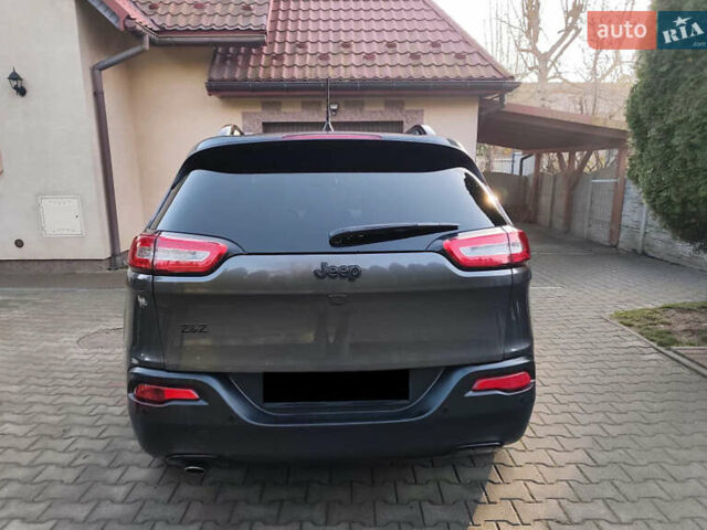 Джип Чероки, объемом двигателя 2.36 л и пробегом 87 тыс. км за 4600 $, фото 1 на Automoto.ua