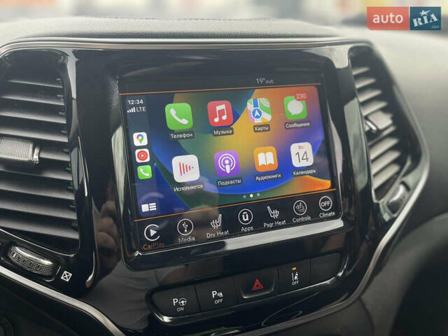 Джип Cherokee, об'ємом двигуна 2 л та пробігом 104 тис. км за 16000 $, фото 40 на Automoto.ua