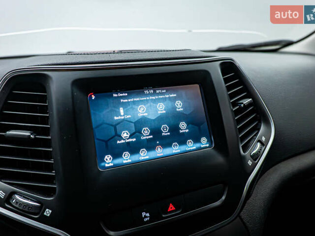 Джип Чероки, объемом двигателя 2.4 л и пробегом 114 тыс. км за 17339 $, фото 14 на Automoto.ua