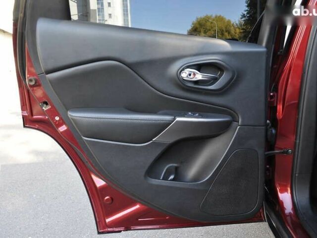 Джип Чероки, объемом двигателя 2.4 л и пробегом 202 тыс. км за 15800 $, фото 29 на Automoto.ua